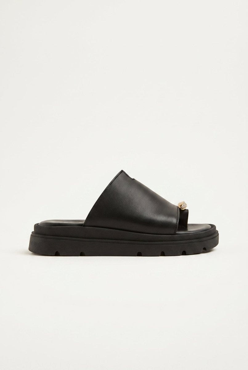 TFP - Toe Ring Flatform Sandals - Black Matte
