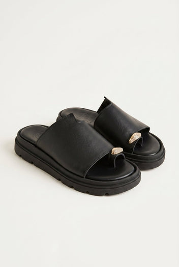 TFP - Toe Ring Flatform Sandals - Black Matte