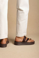 ERYNN - Toe Ring Flatform Sandals - Brown Satin