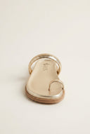 IRIS - Toe Ring Flatform Sandals - Gold Metallic
