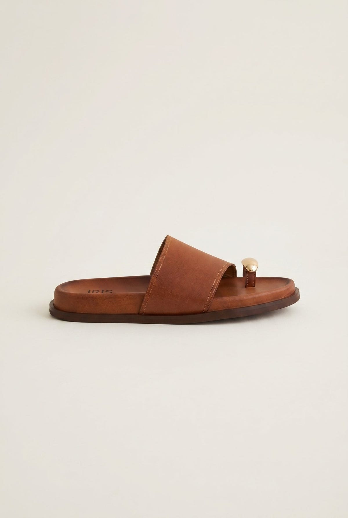 IRIS - Toe Ring Flatform Sandals - Tan Matte