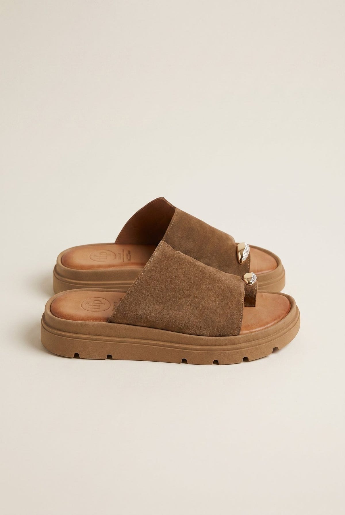 TFP - Toe Ring Flatform Sandals - Taupe Suede