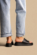 Estil - Toe Ring Platform Sandals - Black Matte