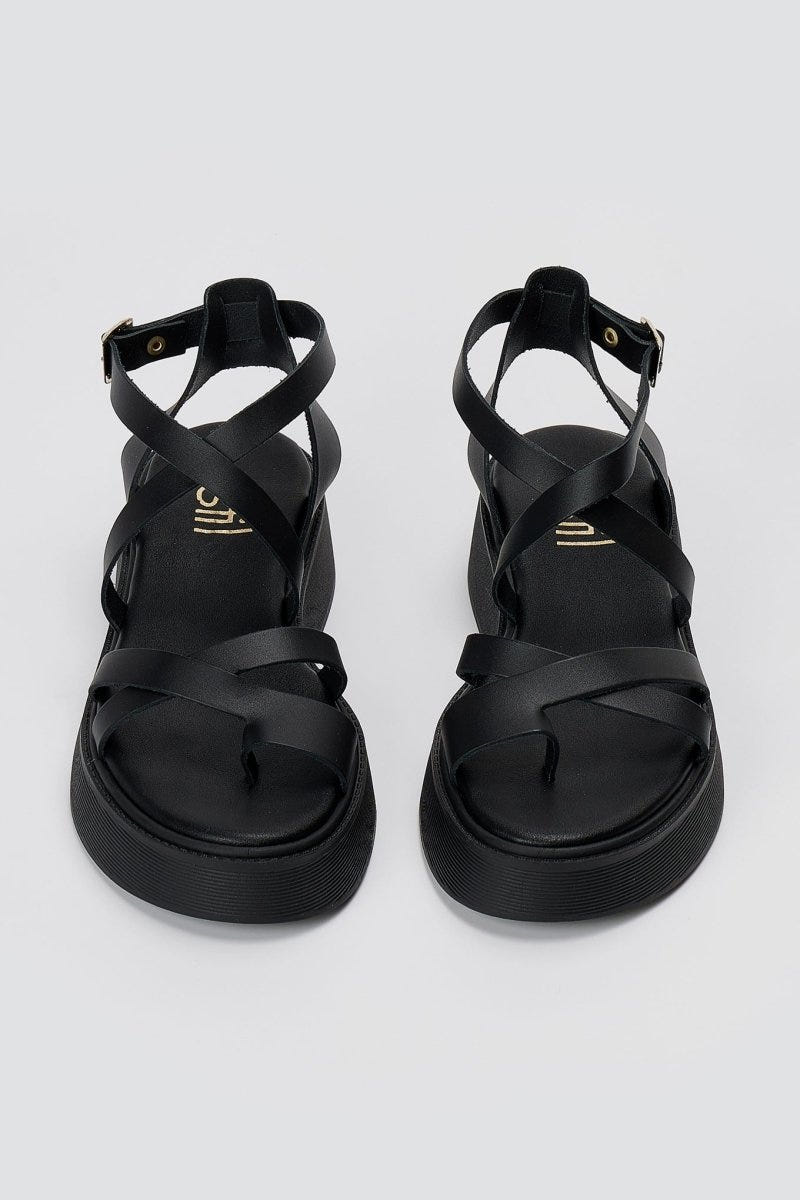 Estil - Toe Ring Platform Sandals - Black Matte
