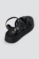 Estil - Toe Ring Platform Sandals - Black Matte