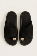 Estil - Toe Ring Platform Sandals - Black Suede