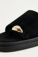 Estil - Toe Ring Platform Sandals - Black Suede