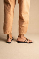 IRIS - Toe Ring Sandals Animal Print - Black Matte