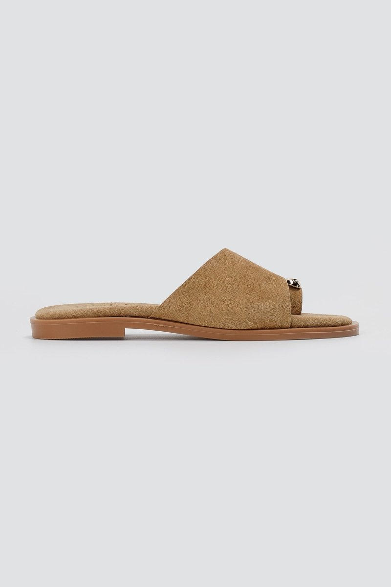 Estil - Toe Ring Sandals - Beige Suede