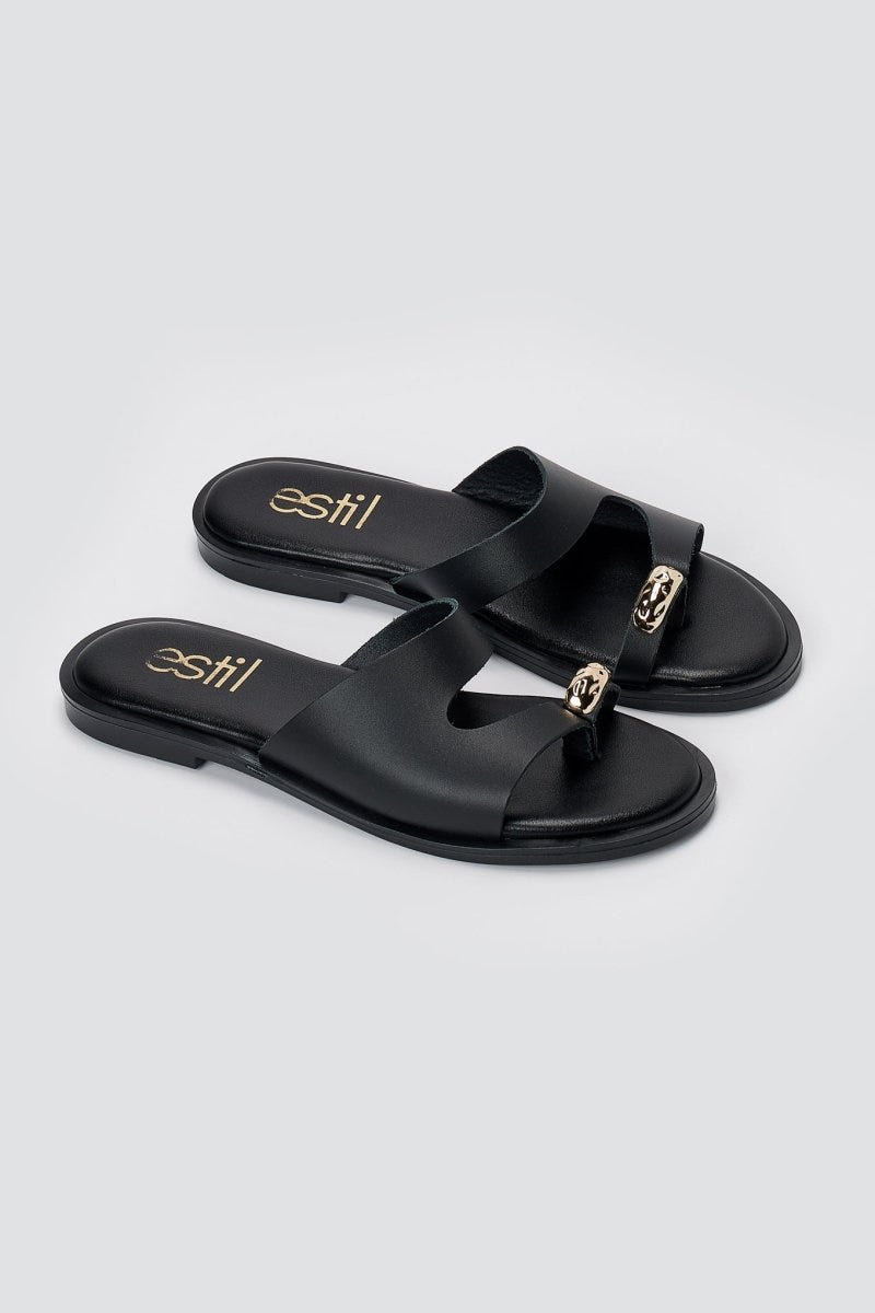 Estil - Toe Ring Sandals - Black Matte