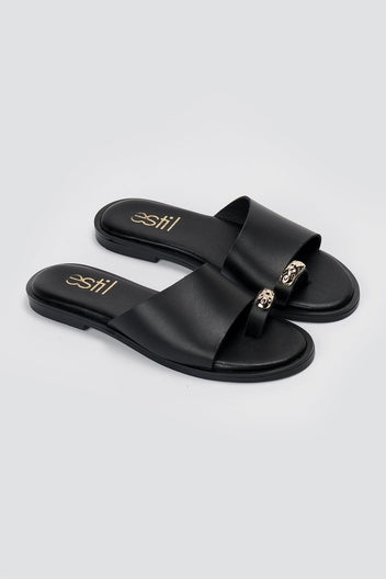 Estil - Toe Ring Sandals - Black Matte