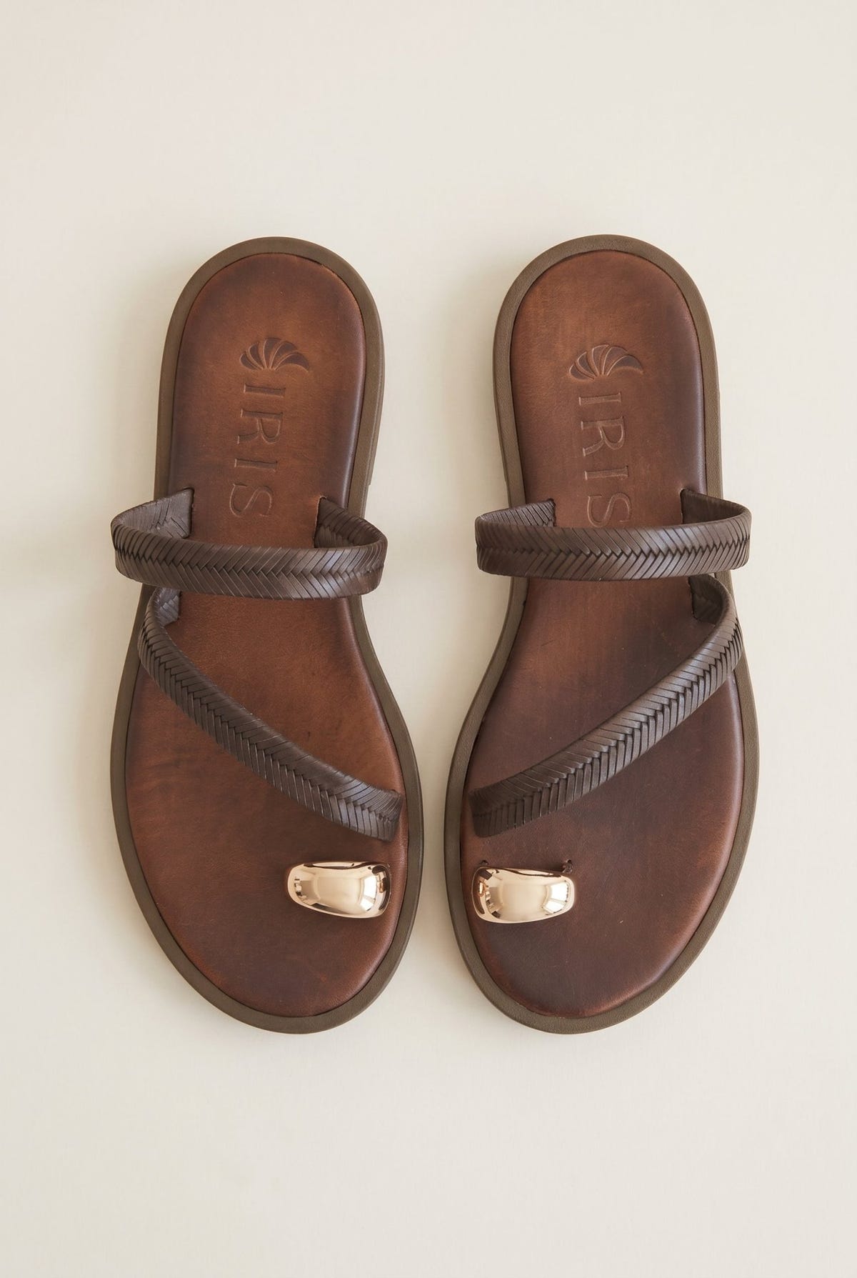 IRIS - Toe Ring Sandals Braided Straps - Brown Matte