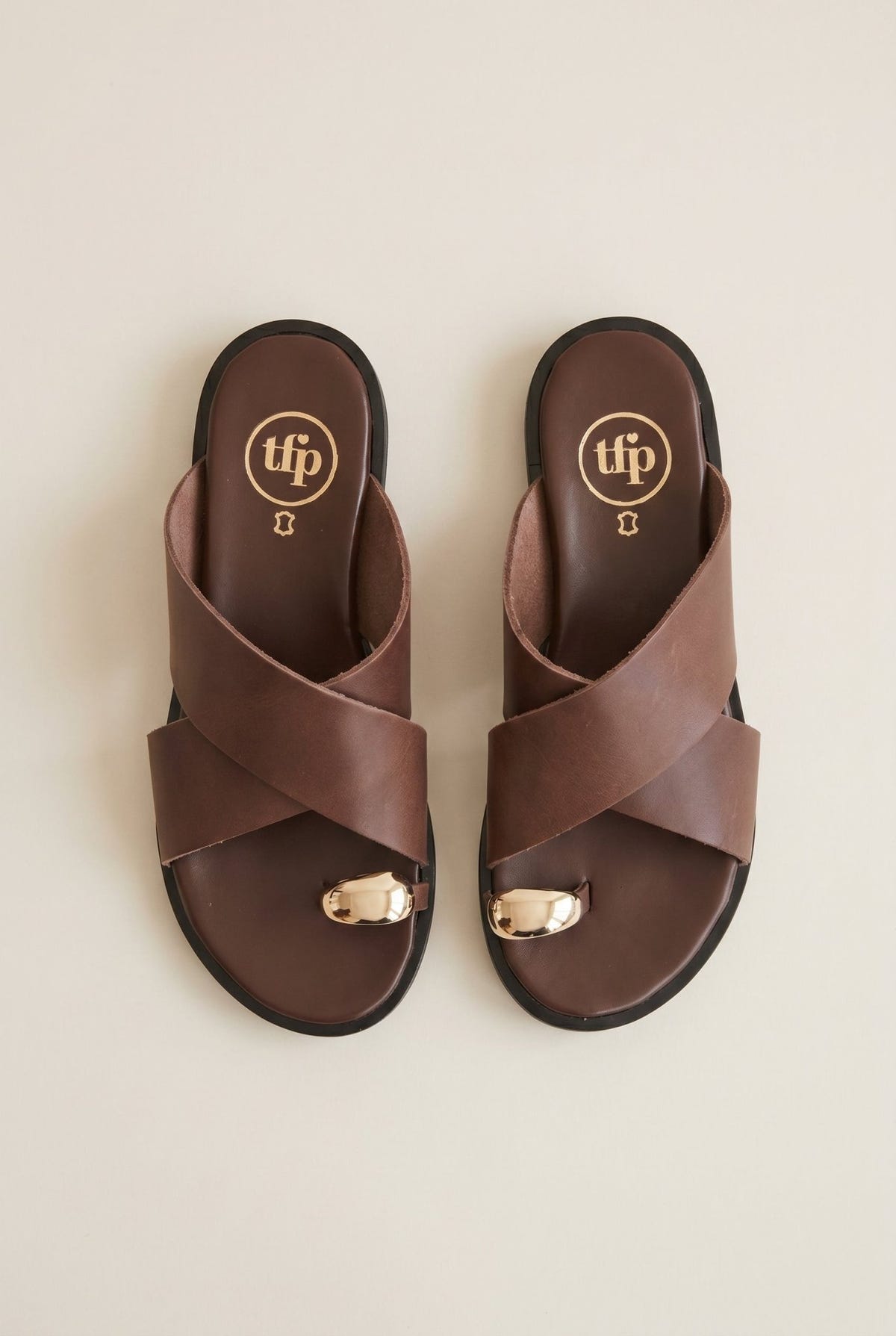TFP - Toe Ring Sandals Crossover Strap - Brown Matte