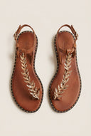 IRIS - Toe Ring Sandals Leaf Detail - Tan Matte