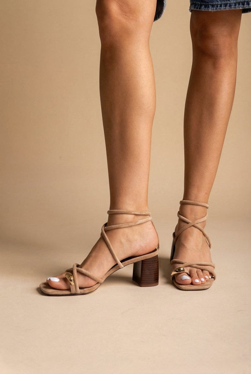 ERYNN - Toe Ring Sandals Low Block Heel - Taupe Suede