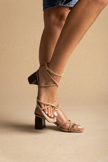 ERYNN - Toe Ring Sandals Low Block Heel - Taupe Suede