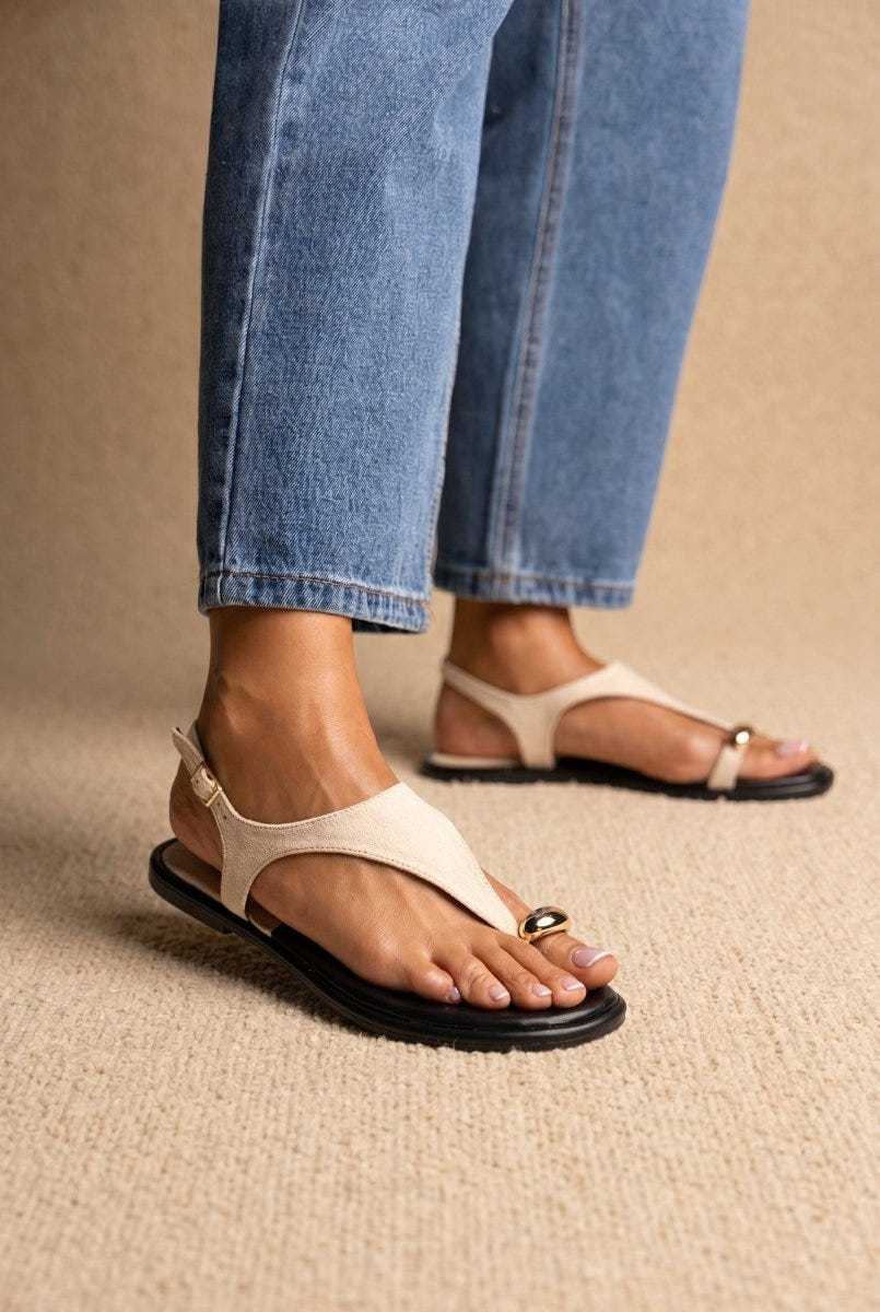 ERYNN - Toe Ring Sandals Metal Detail - Beige Suede