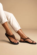 ERYNN - Toe Ring Sandals Metal Detail - Brown Suede