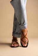 ERYNN - Toe Ring Sandals Metal Detail - Tan Matte
