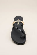 RAGAZZA - Toe Ring Sandals Patent - Black Patent