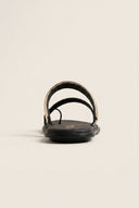 RAGAZZA - Toe Ring Sandals Patent - Black Patent