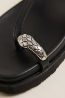 ATENEO - Toe Ring Sandals T - Strap - Black Matte