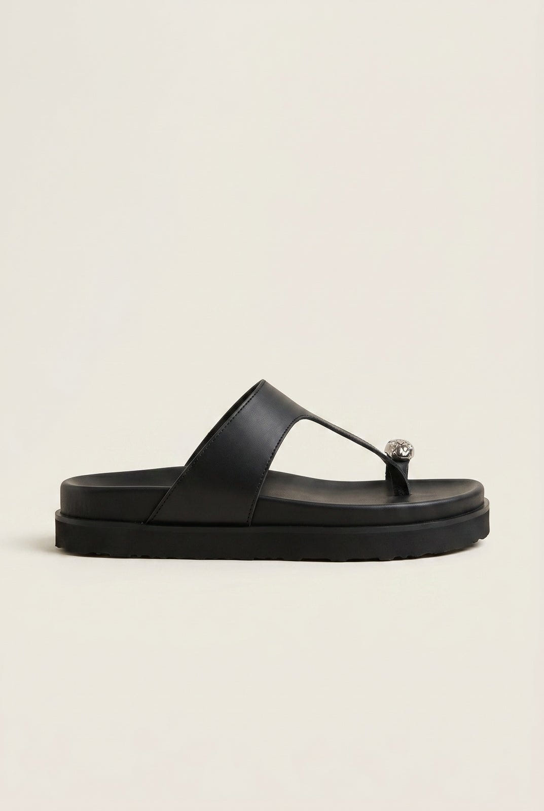 ATENEO - Toe Ring Sandals T - Strap - Black Matte
