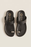 ATENEO - Toe Ring Sandals T - Strap - Black Matte