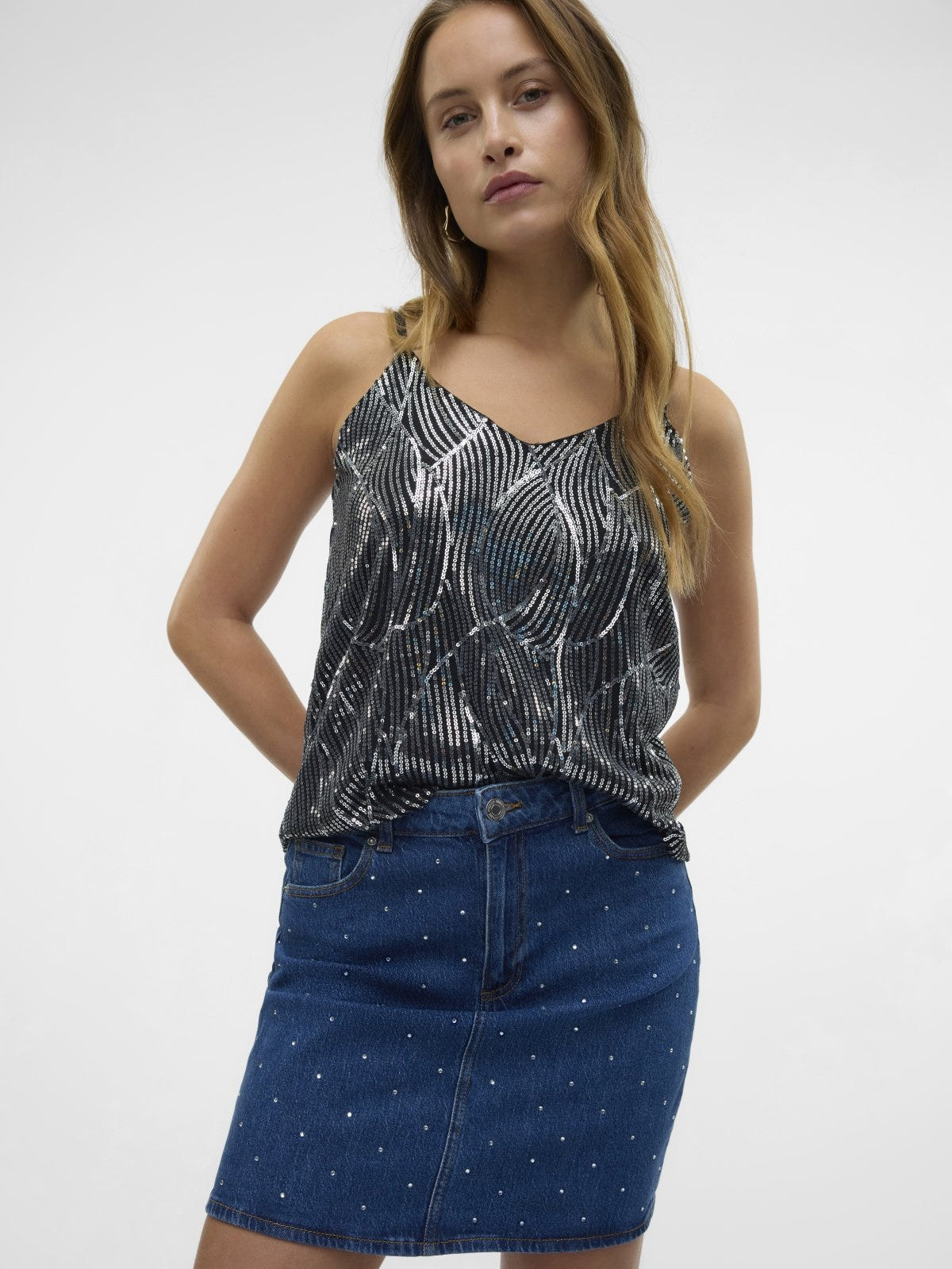 Τοπ βραδινό με παγέτες Vero Moda 10317121 - Μαύρο - thefashionproject.gr - VERO MODA