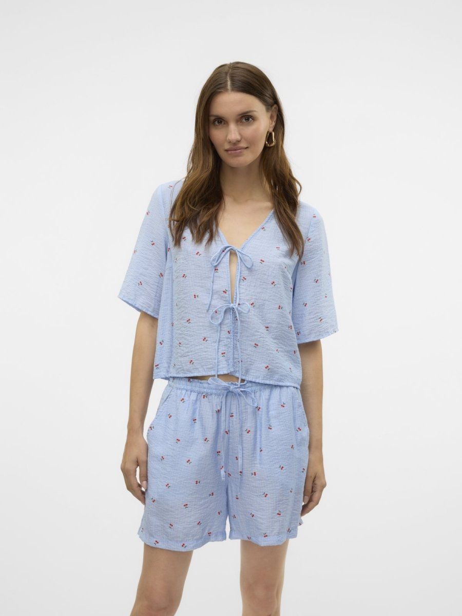 Τοπ ριγέ με δέσιμο Vero Moda 10324638 - Γαλάζιο - thefashionproject.gr - VERO MODA