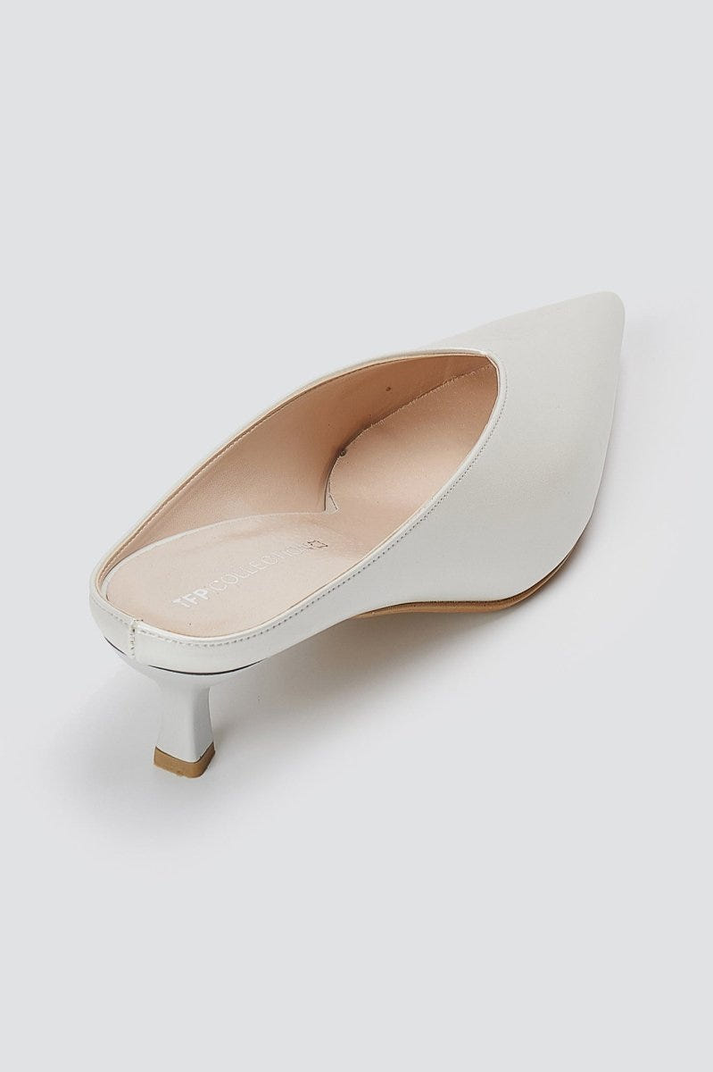 TFP - V Cut Kitten Heel Mules - Λευκό Πέρλα