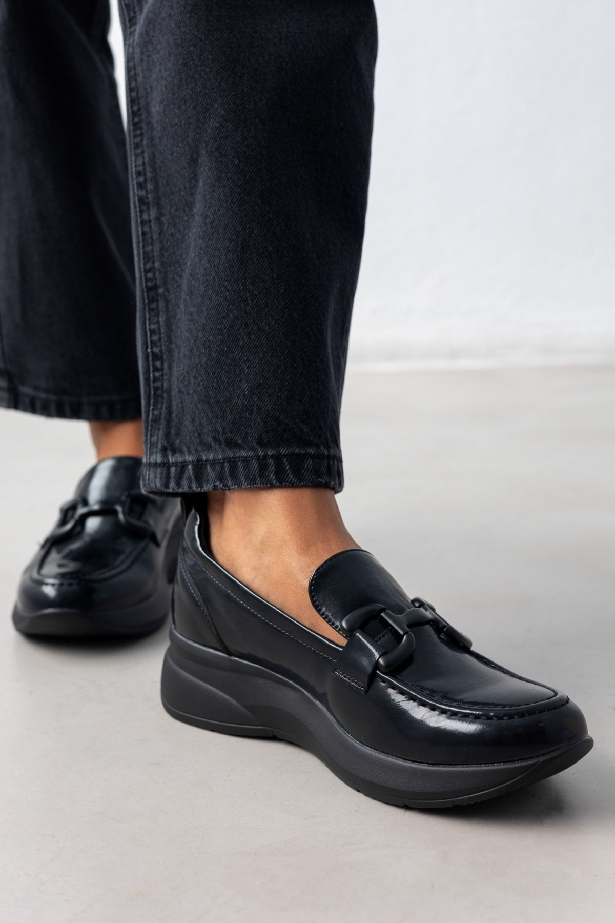 Xti Footwear Flatform loafers λουστρίνι Xti 143426 - Μαύρο