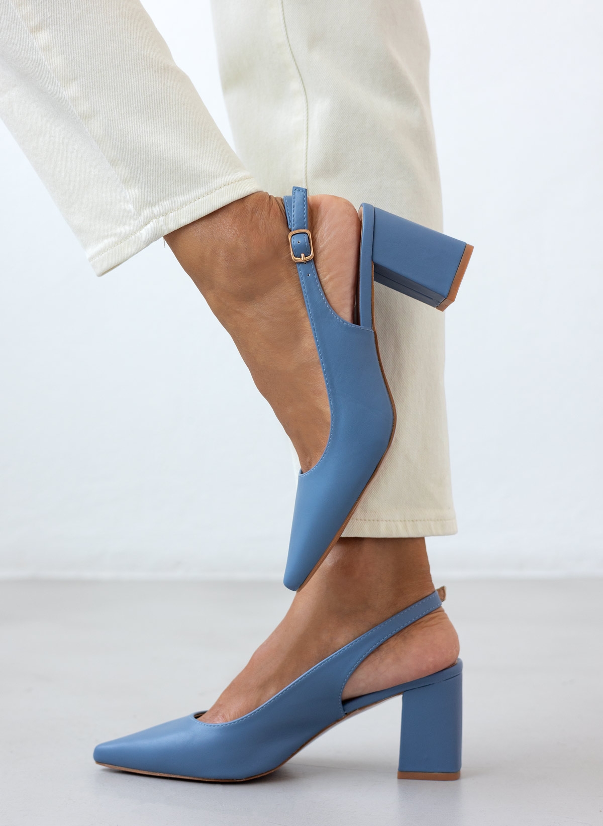 Γόβες μυτερές slingback - Μπλε φωτογραφία
