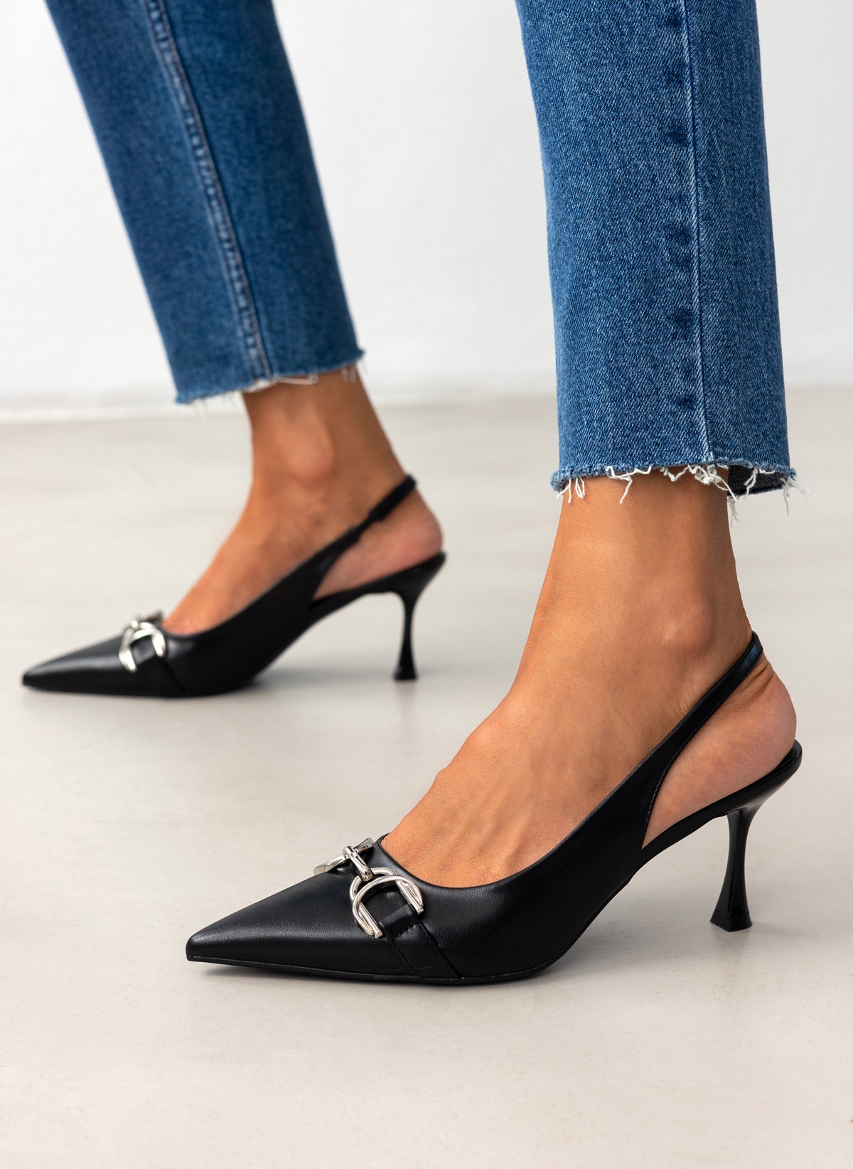 Γόβες slingback μυτερές - Μαύρο φωτογραφία