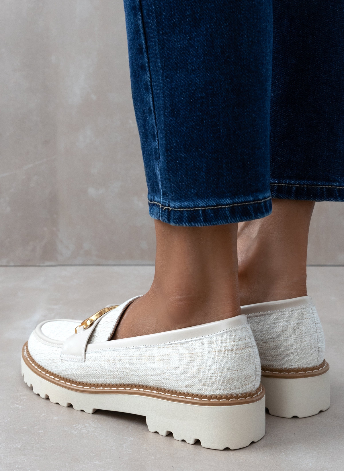 Loafers chunky με αγκράφα ERYNN - Μπεζ φωτογραφία