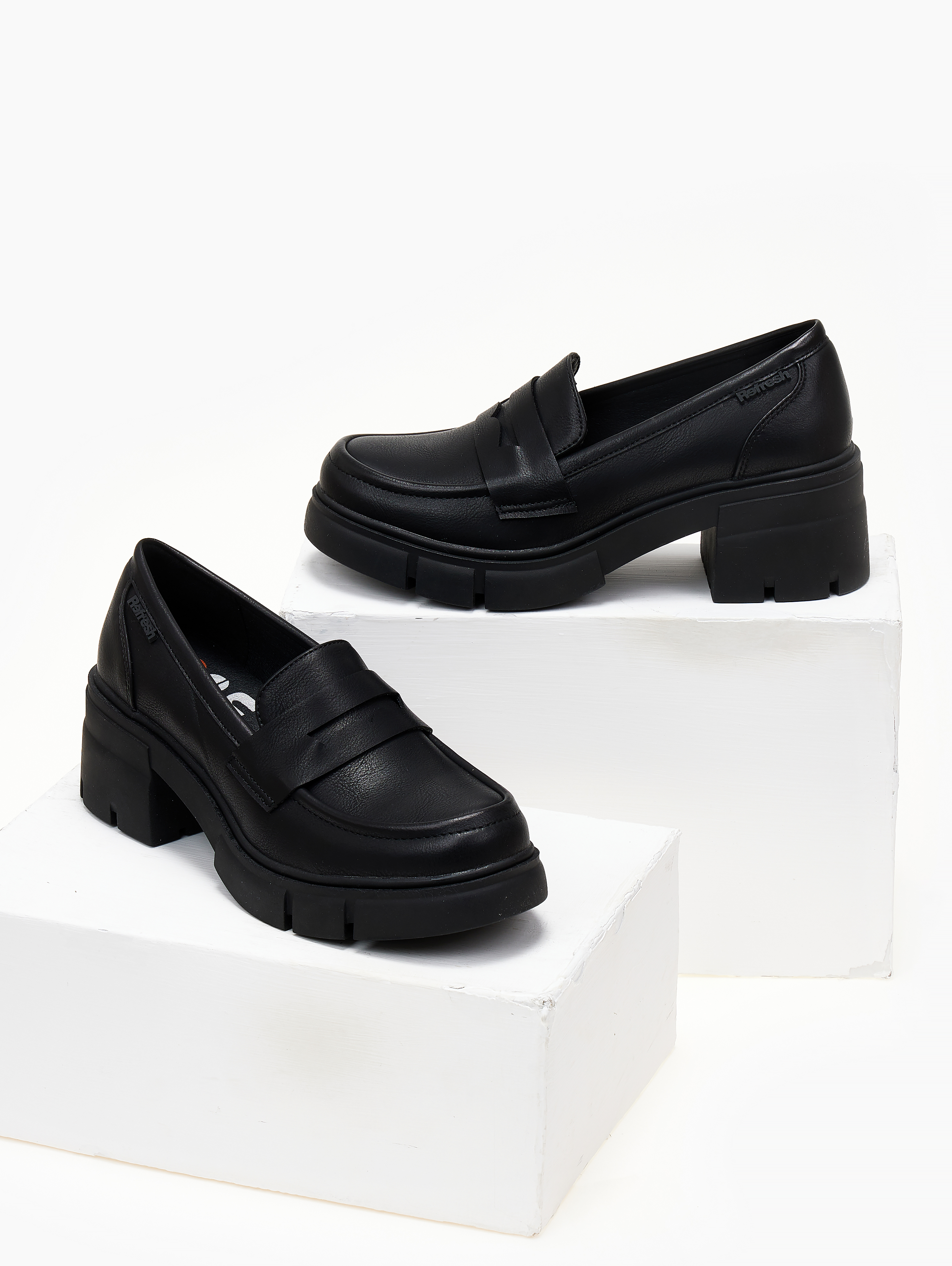 Loafers chunky με τακούνι Refresh 172379 - Μαύρο φωτογραφία