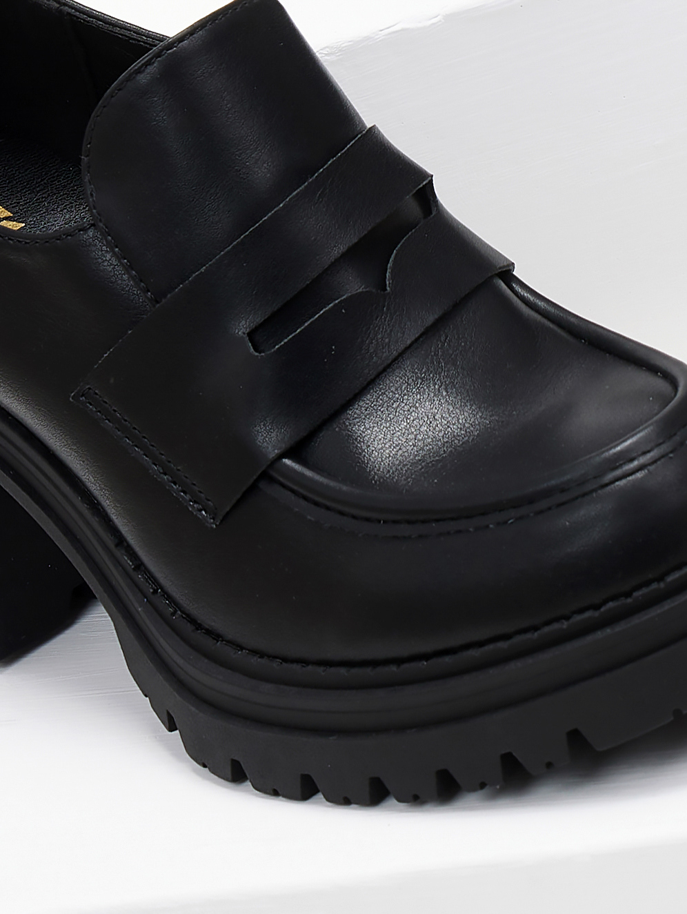 Loafers chunky με τακούνι Xti 141682 - Μαύρο φωτογραφία