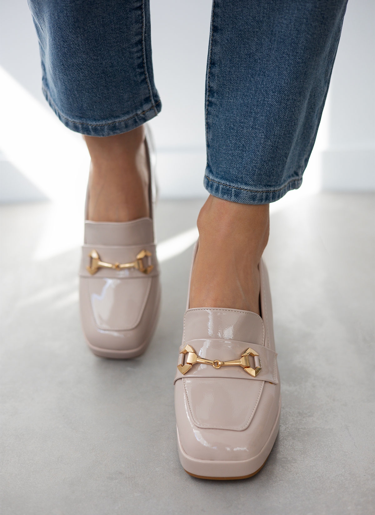 CINK ME Loafers λουστρίνι με τακούνι - Nude
