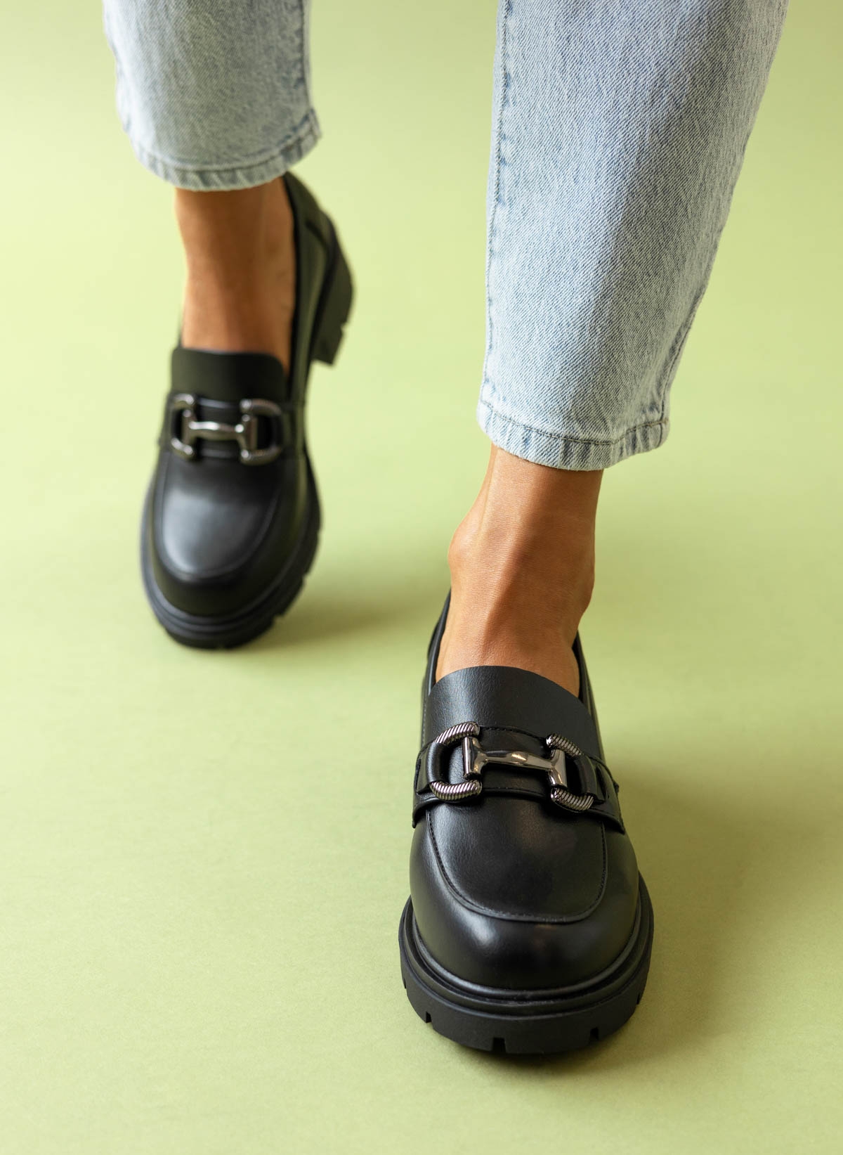 Wit Girl Loafers με chunky σόλα Xti 143105 - Μαύρο