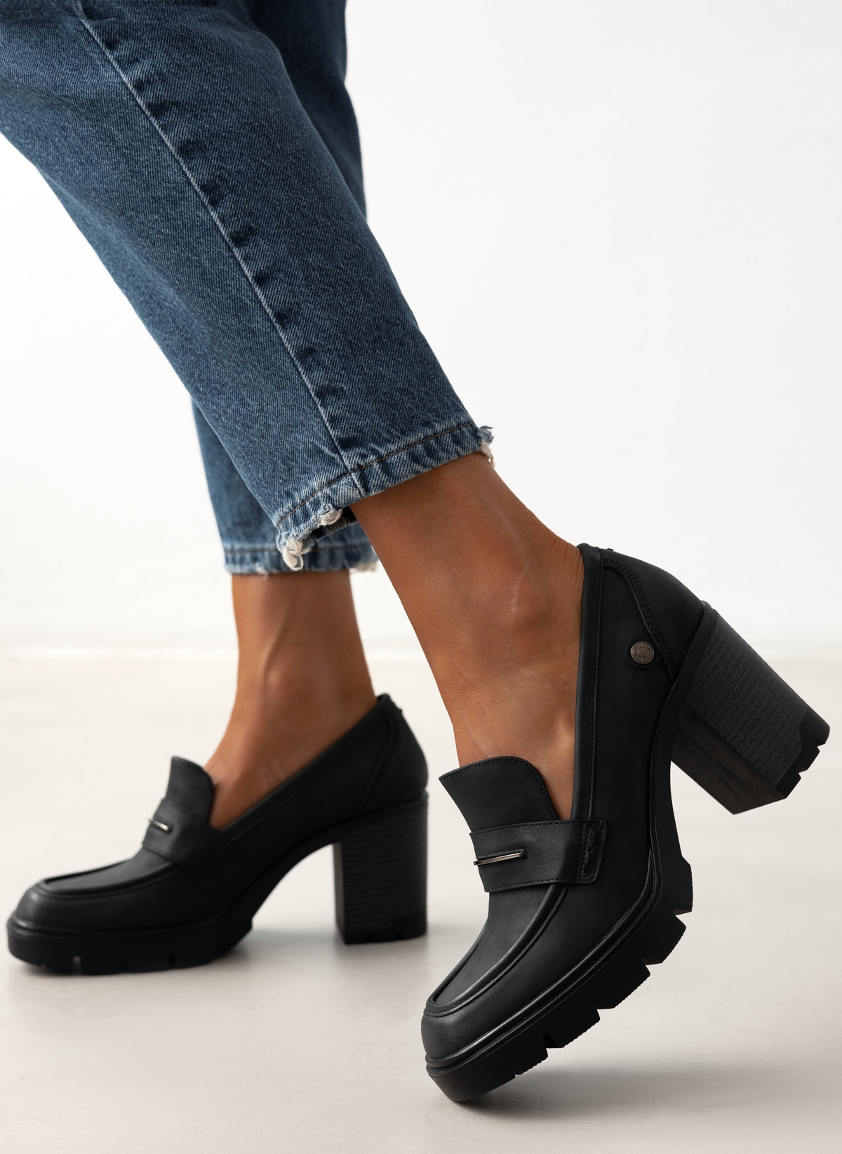 Loafers με τακούνι Refresh 172389 - Μαύρο φωτογραφία