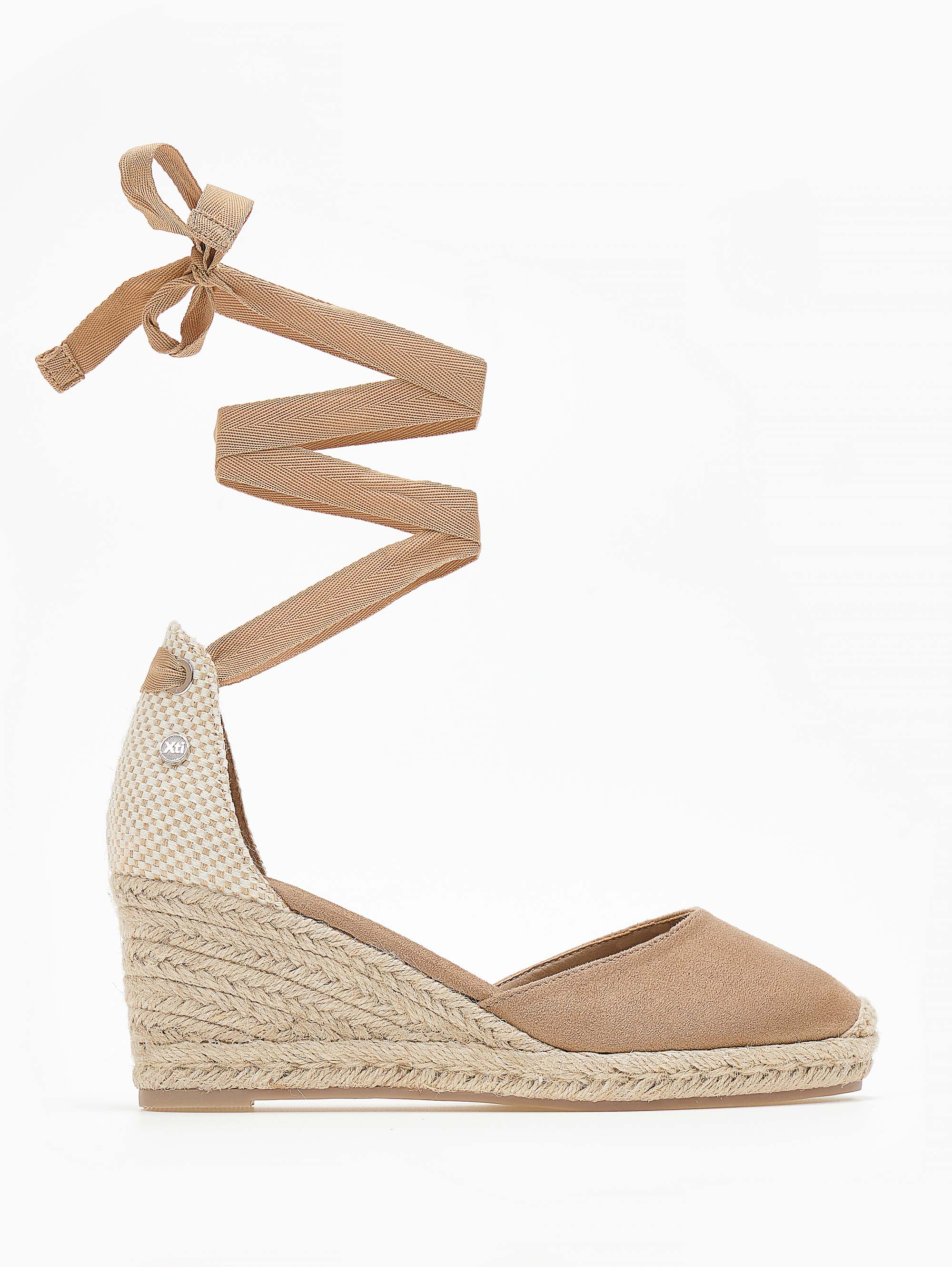 Πλατφόρμες suede lace up Xti 141094 – Τάουπε