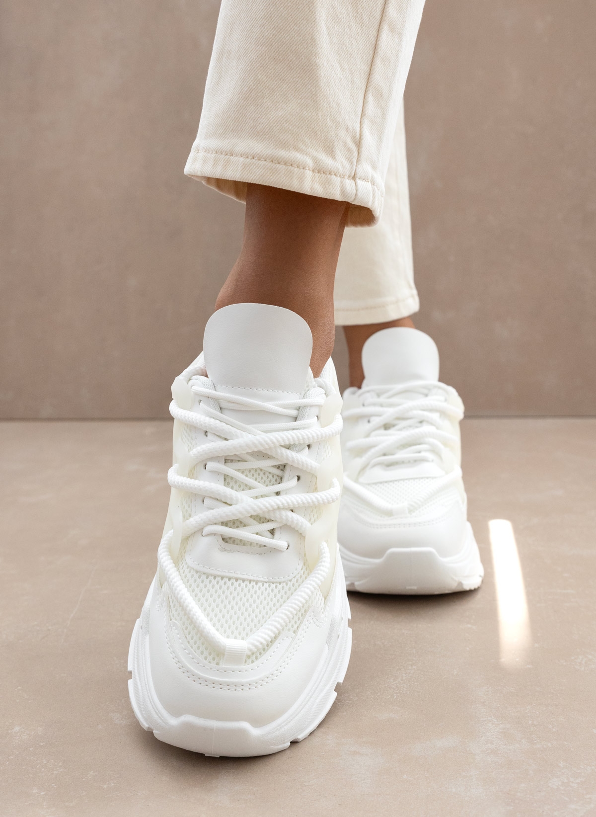Ideal shoes Sneakers chunky με σχέδιο - Λευκό
