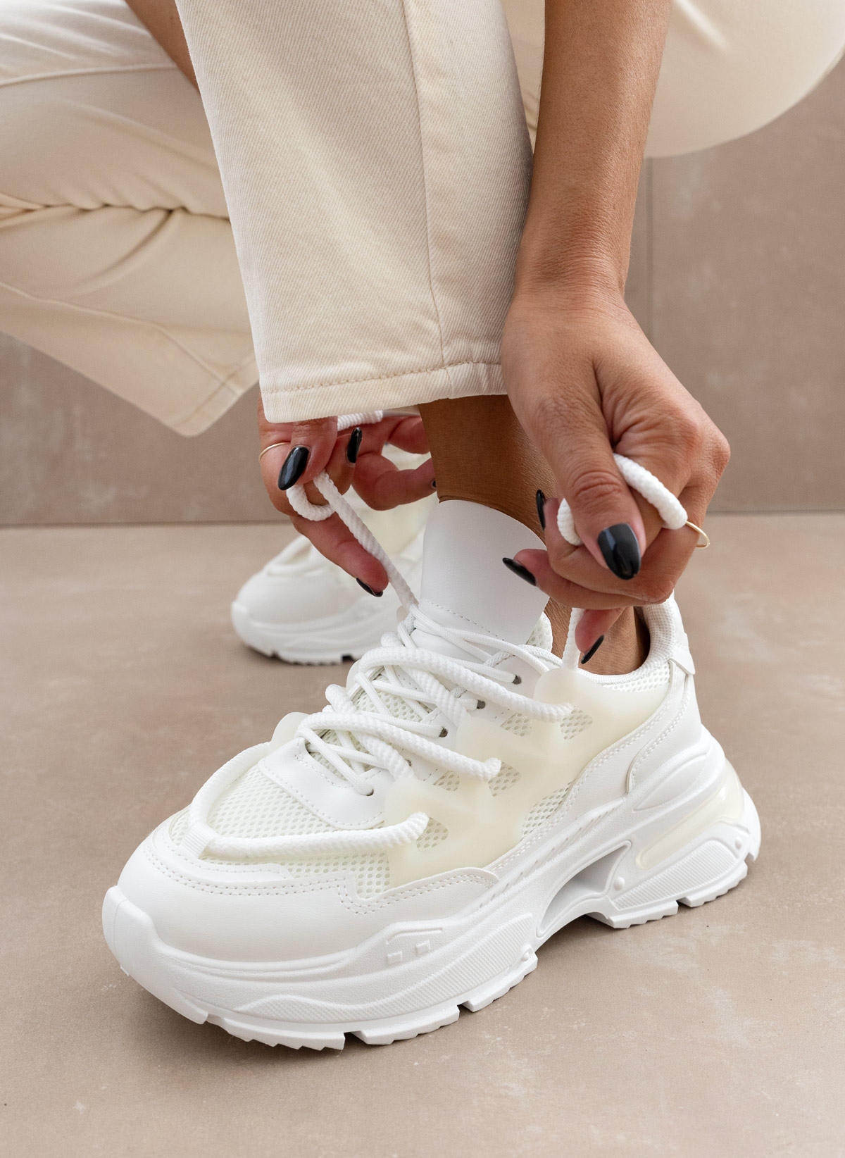 Sneakers chunky με σχέδιο - Λευκό φωτογραφία