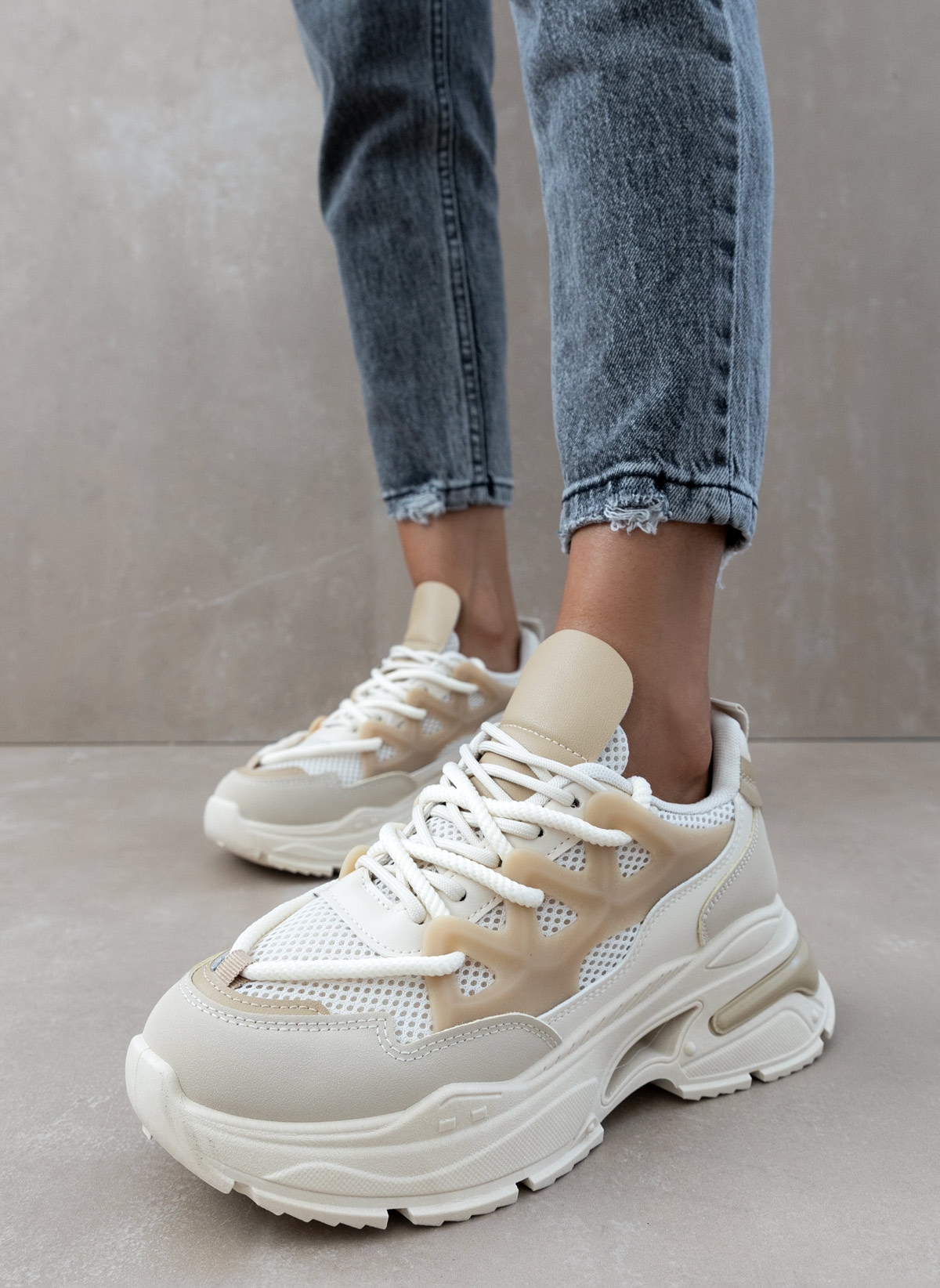Ideal shoes Sneakers chunky με σχέδιο - Μπεζ