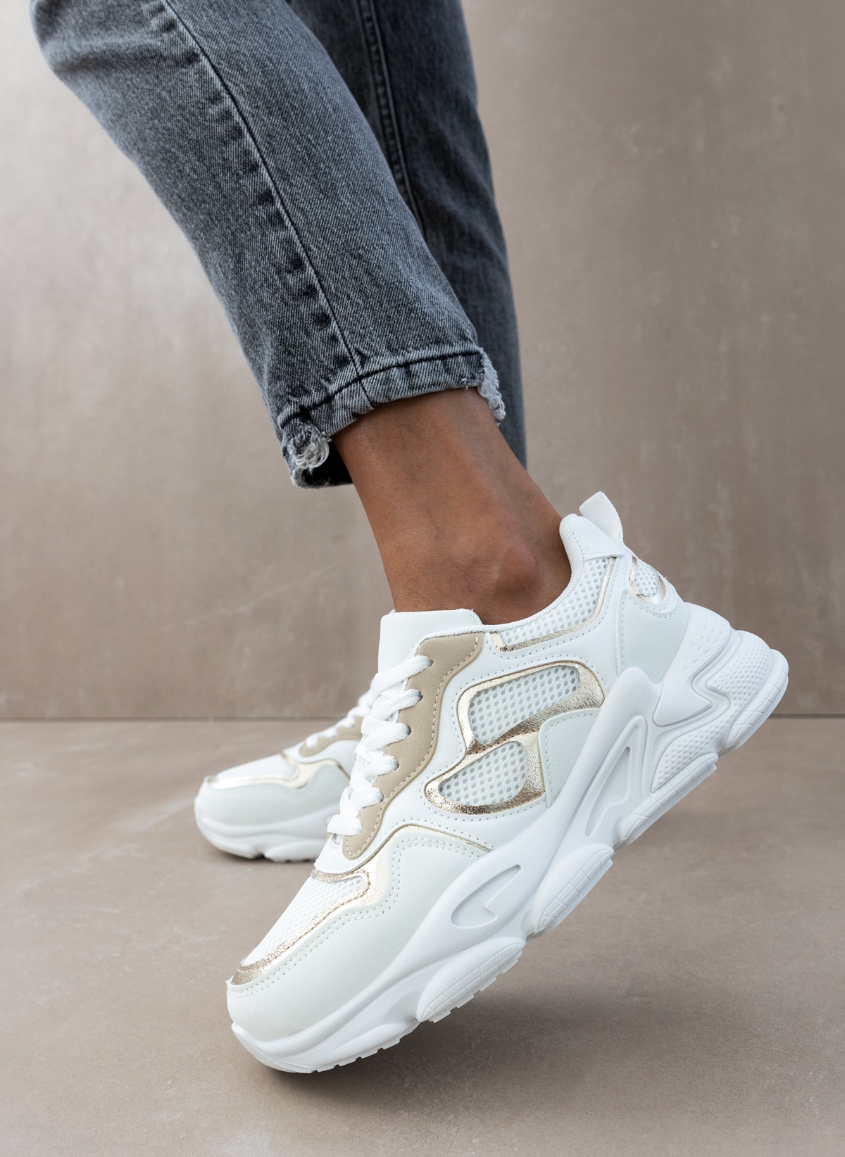 Sneakers chunky με ύφασμα - Λευκό φωτογραφία