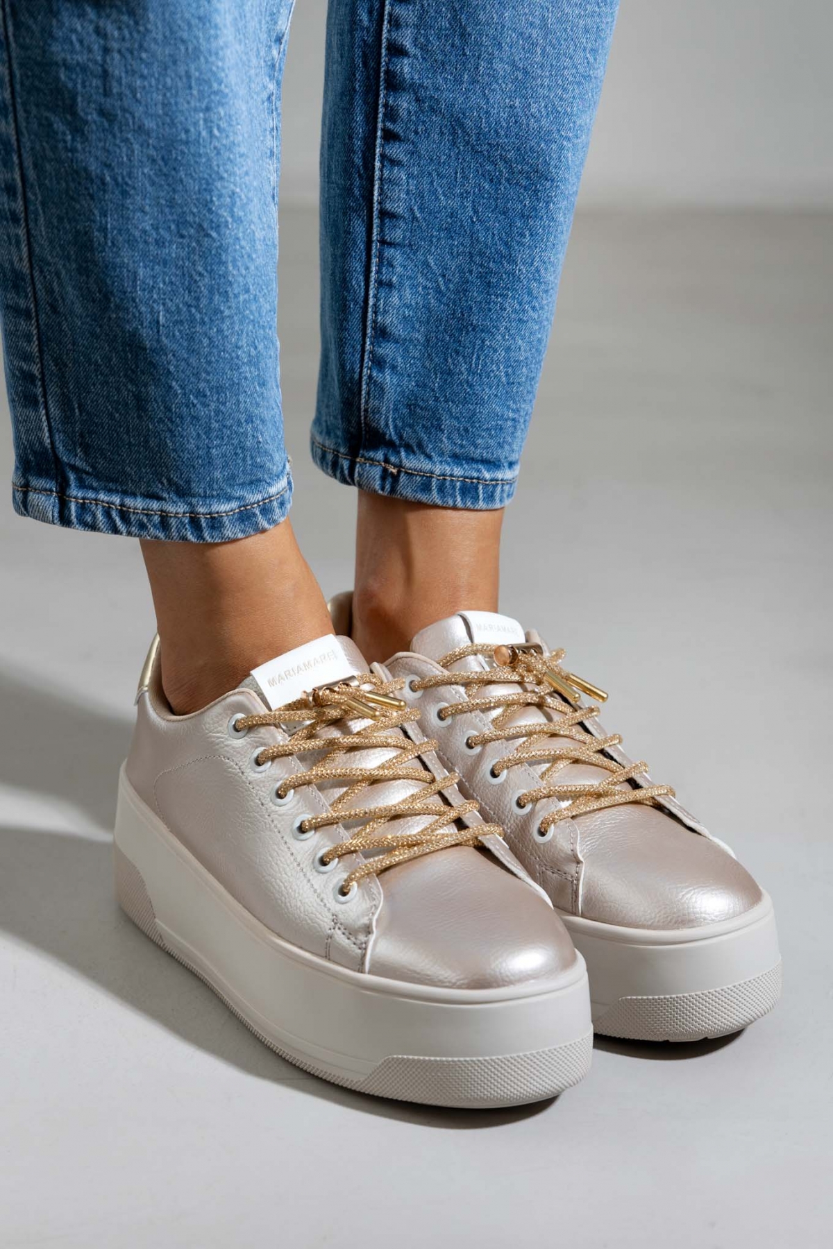 MARIAMARE Sneakers flatforms με glitter κορδόνια Mariamare 63419 - Άμμου