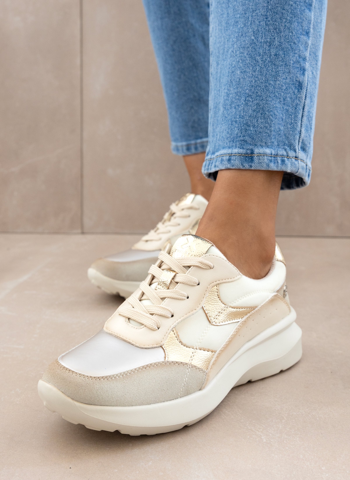 Xti Footwear Sneakers σε συνδυασμό υλικών Xti 143363 - Μπεζ
