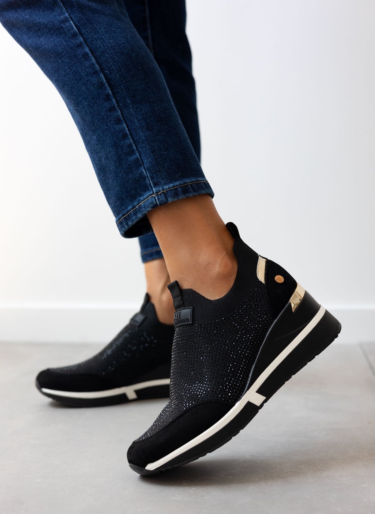 Xti Footwear Sneakers wedges με strass Xti 143077 - Μαύρο
