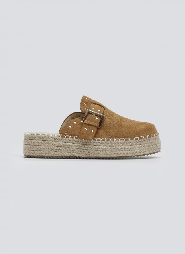 Γυναικεία Clogs | TheFashionProject