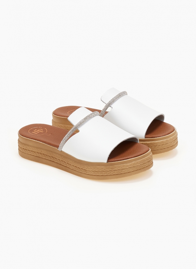 Σανδάλια flatforms δερμάτινα με στρας λουράκι tfp  - Λευκό